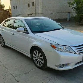 Toyota Avalon 2011