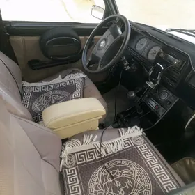 Lada 2107 2000