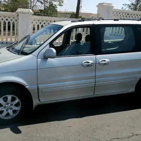 Kia Sedona 2004