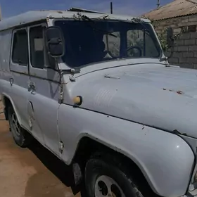 UAZ 452 1983