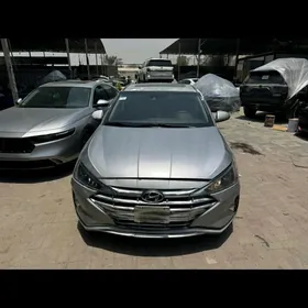 Hyundai Elantra 2020