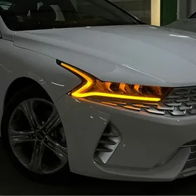 Kia K5 2021