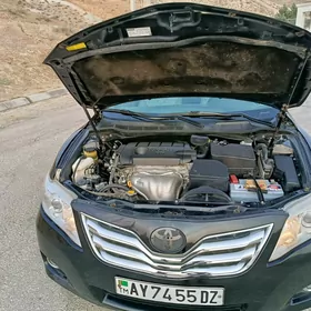 Toyota Camry 2010