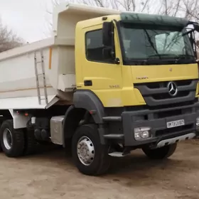 Mercedes-Benz ACTROS 3331 2013