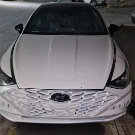 Hyundai Sonata 2022