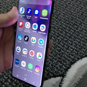 Samsung s20 8/128