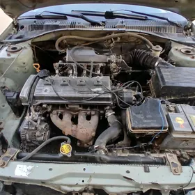 Toyota Carina 1993