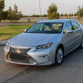 Lexus ES 2018
