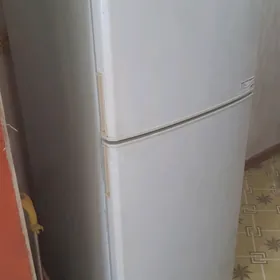 холодильник  Samsung