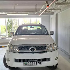 Toyota Hilux 2010