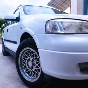 Opel Astra 1999