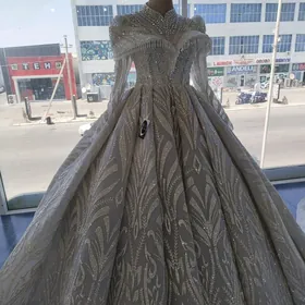 Свадебные платья