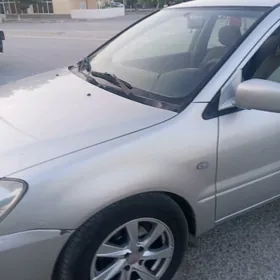 Mitsubishi Lanser 2009