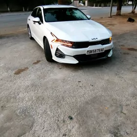 Kia K5 2023