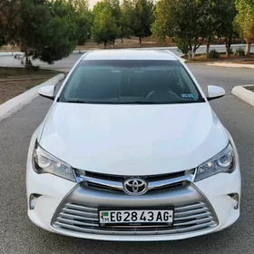 Toyota Camry 2017