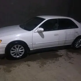 Toyota Camry 1998