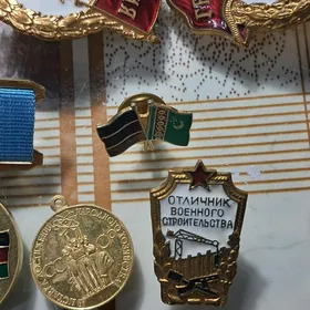 значки