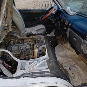 Toyota Hiace 2002