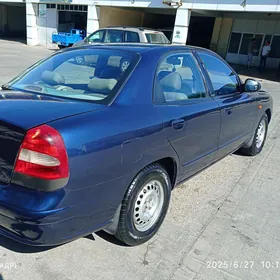 Daewoo Nubira 2000
