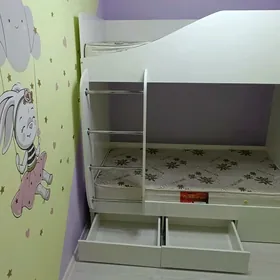 КРОВАТЬ ( двухъярусная)