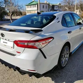 Toyota Camry 2020