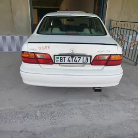 Toyota Avalon 1999