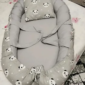 Минни кроватька