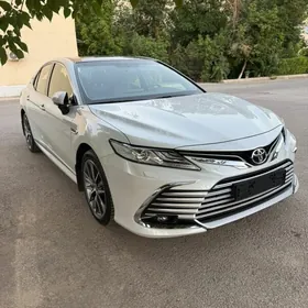 Toyota Camry 2022
