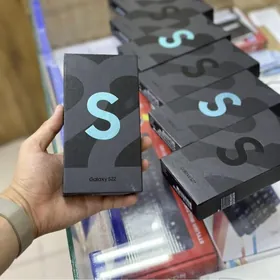 Samsung S22. 8/128gb