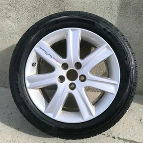 Lexus diska 17