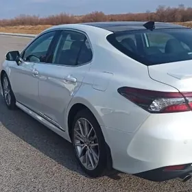 Toyota Camry 2022
