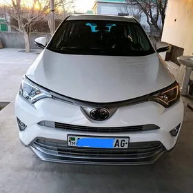 Toyota RAV4 2018