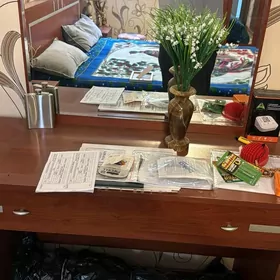 кровать
