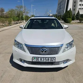 Toyota Camry 2013