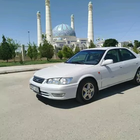 Toyota Camry 2000