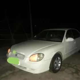 Hyundai Sonata 1998