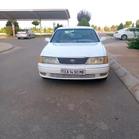 Toyota Avalon 1999