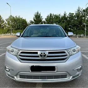 Toyota Highlander 2013