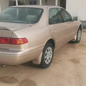 Toyota Camry 1999