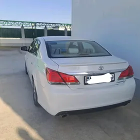 Toyota Avalon 2011