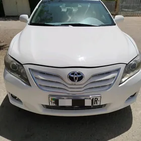 Toyota Camry 2010