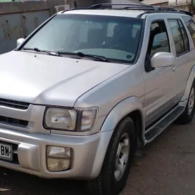 Nissan Pathfinder 1998
