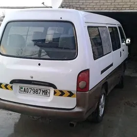 Hyundai H100 2003