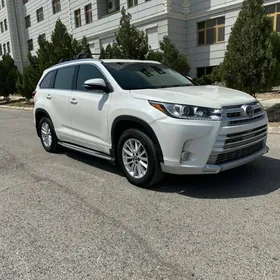 Toyota Highlander 2018