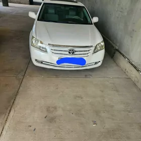 Toyota Avalon 2005