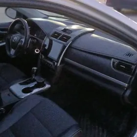 Toyota Camry 2013