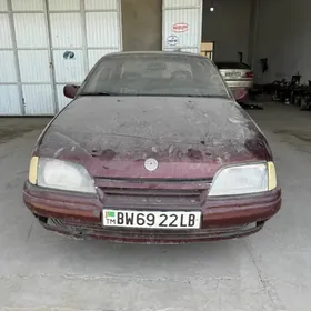 Opel Omega 1990