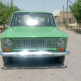Lada 2104 1981