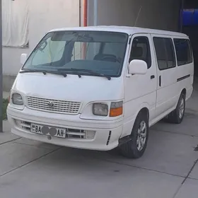 Toyota Hiace 2000