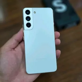 Samsung S22